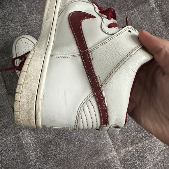Men\'s Vintage Y2K 2006 Nike SB White Team Red Maroon Dunk High Mafia Pack Sz 9.5
